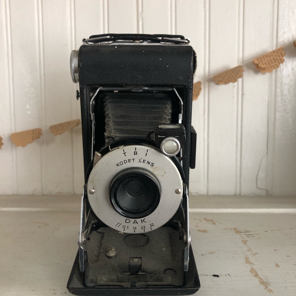 Vintage Folding Camera with Kodet Lens - Black